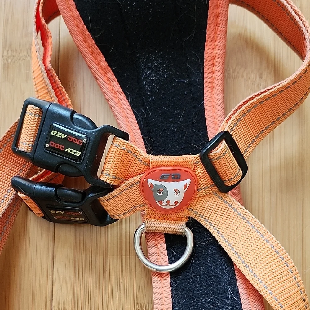 EZYDOG No Pull Chest Plate Dog Harness Escape Proff It Works!